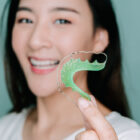 How to Loosen a Tight Retainer